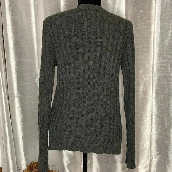 Hippie Rose Women’s Large Acrylic Long Sleeve Dark Gray Cable Knit Sweater - Picture 4 of 9